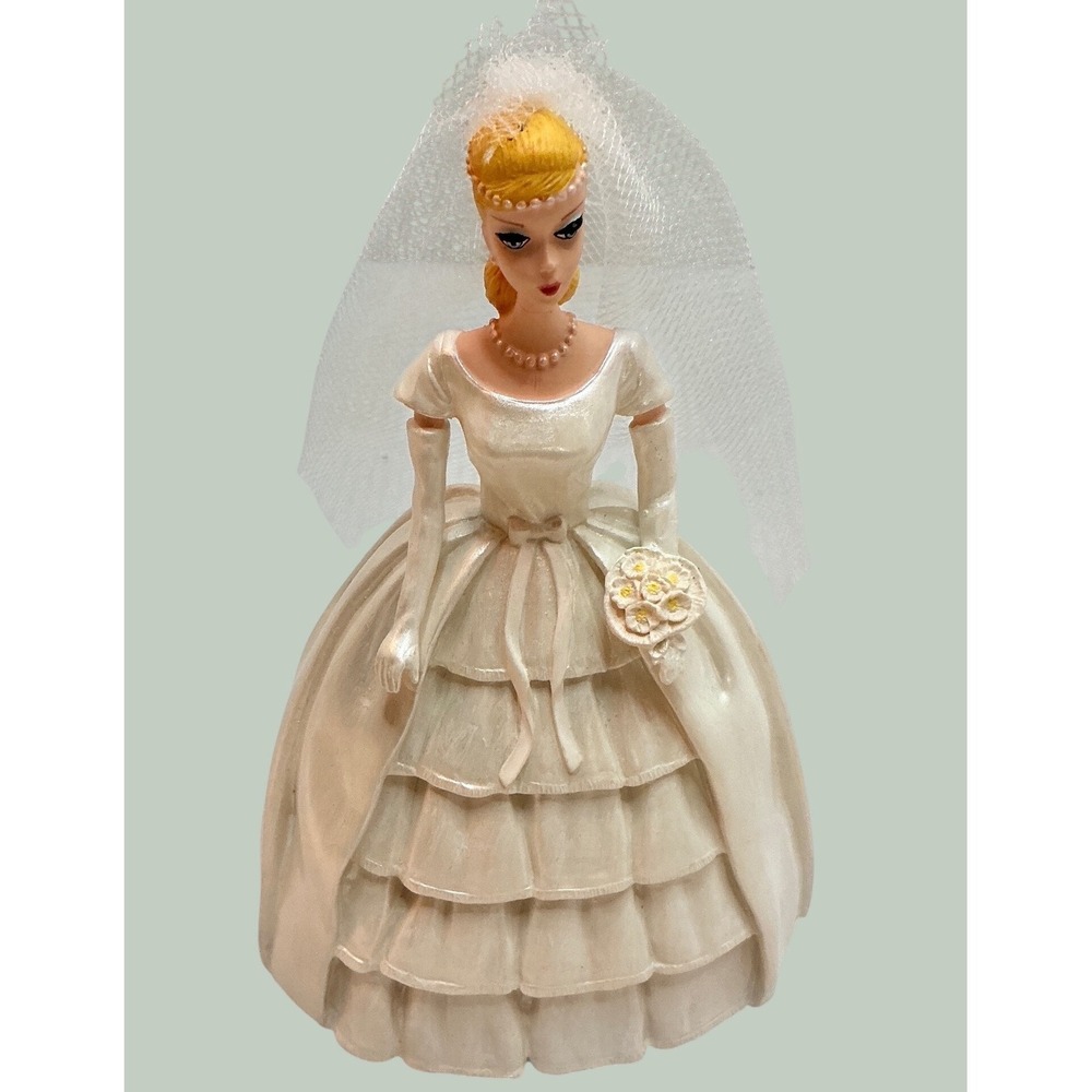 Danbury Mint 1963 Barbie Bride's Dream Figurine Vintage Style Wedding Gown COA
